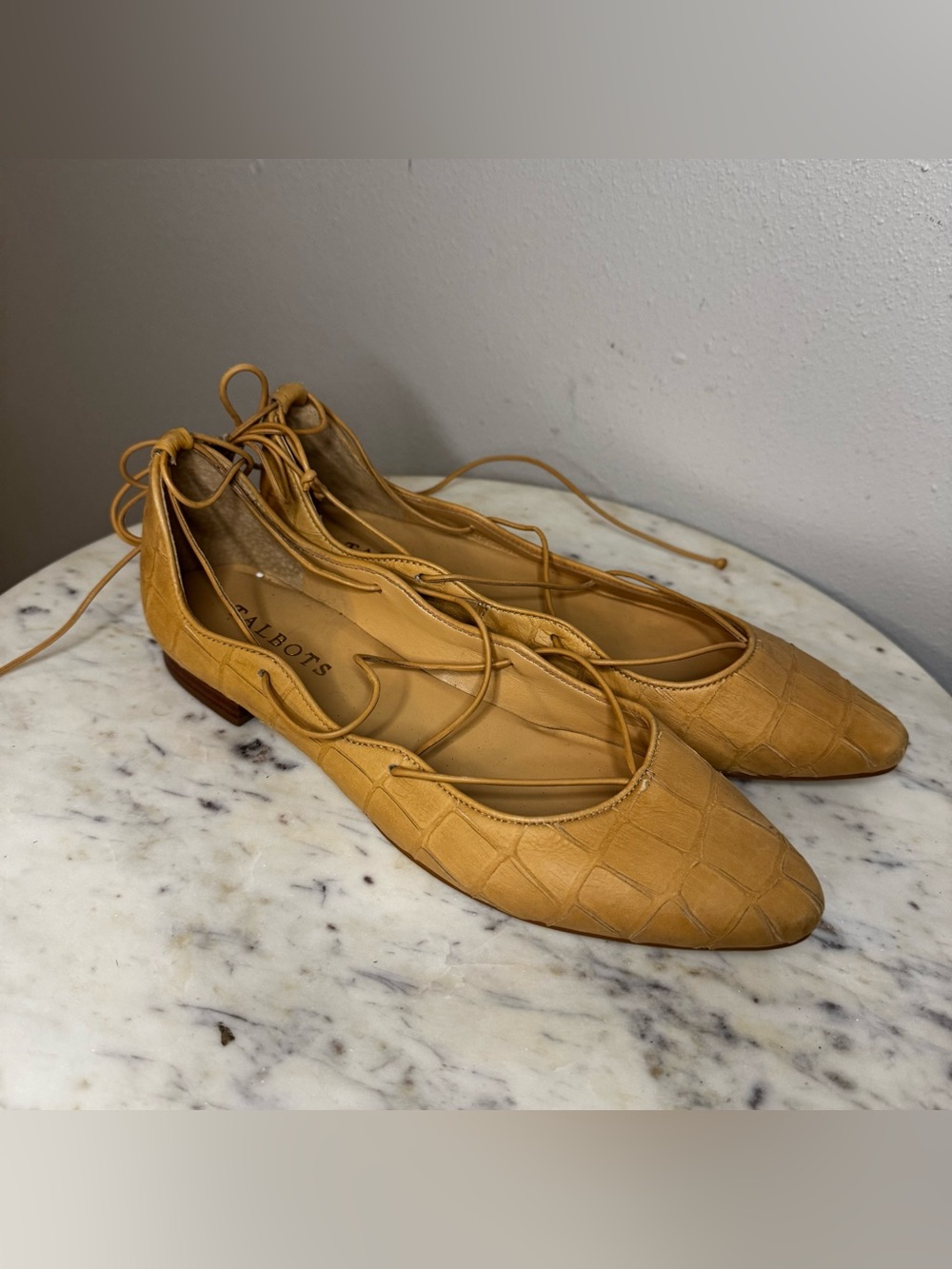Talbots Flats Size 7.5 M tan Leather ballet lace up shoes MAKE ME AN OFFER!